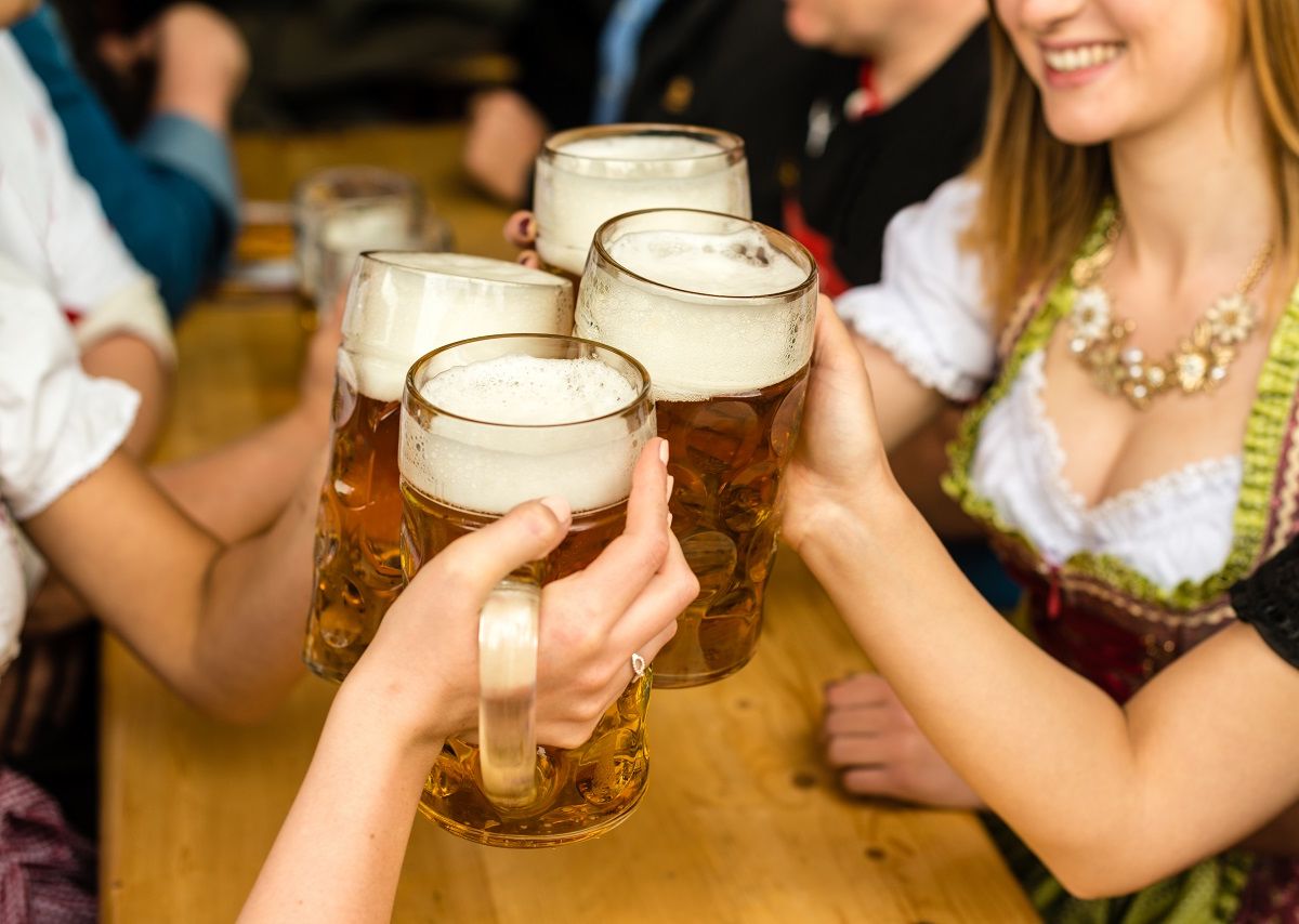 Beer-steins-1200x854